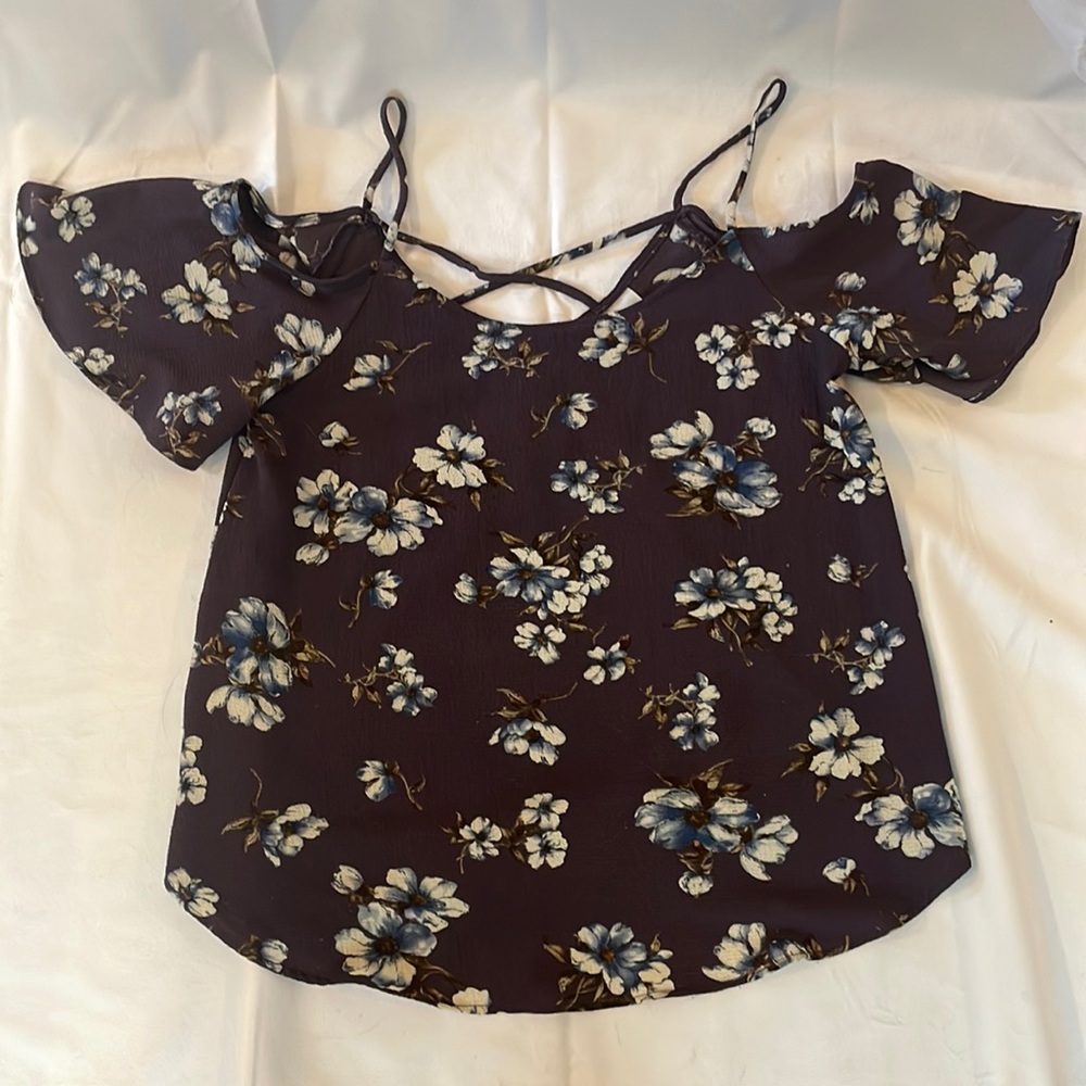 Purple flowery top